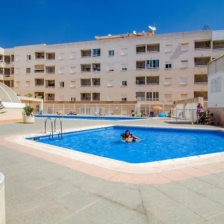 Tomillo Apartment *